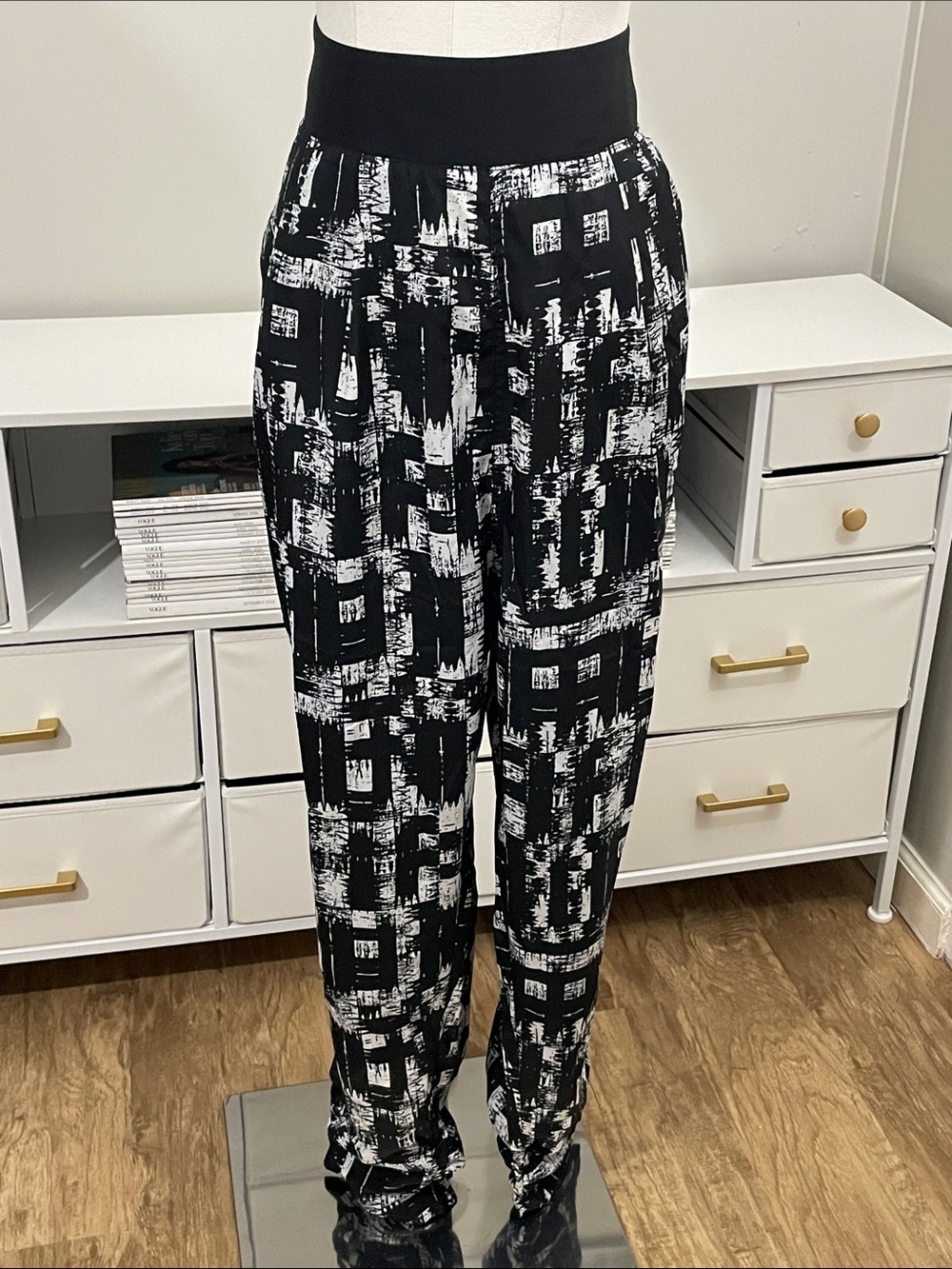 City Chic High-Waisted Pants (XS)